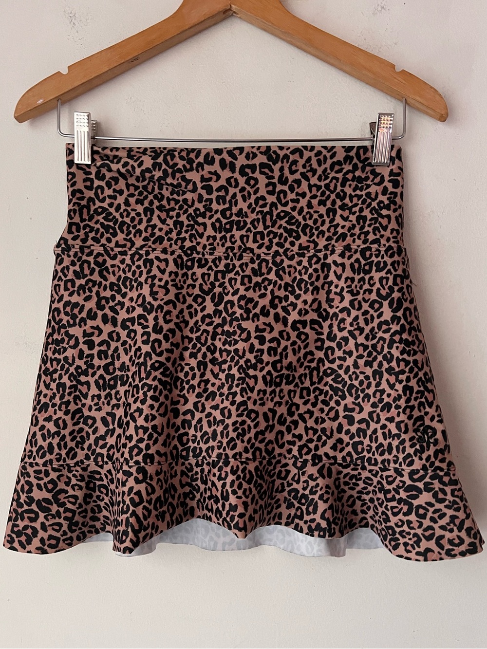 Albion Pursuit Fit High-Waisted Swim Skirt in a leopard/cheetah print Sz S